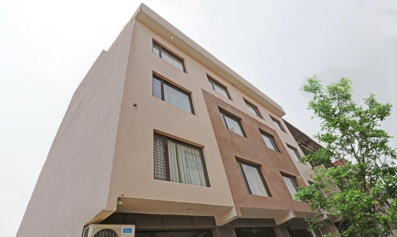 Treebo Magnum Chandigarh Kharar Eksteriør billede